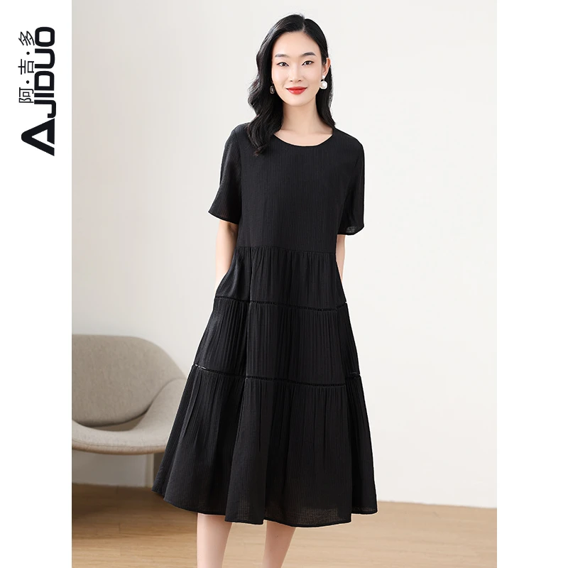 阿吉多简约高级超好看连衣裙女夏季新款短袖小黑裙圆领气质大摆裙