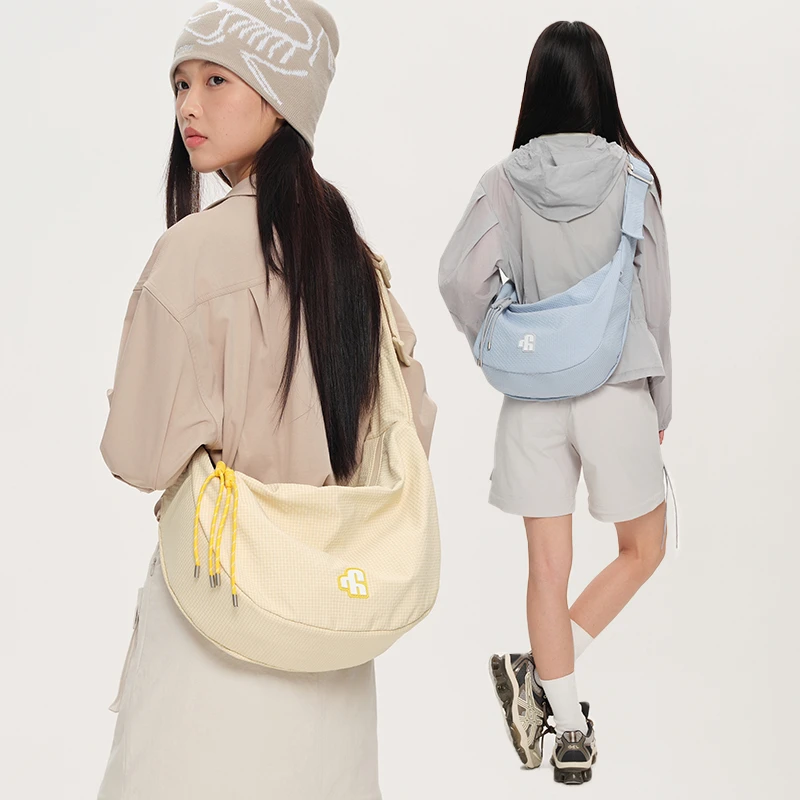 VAOPERVAOPER喂牌女大容量2025新款斜挎包男通勤轻便可调节