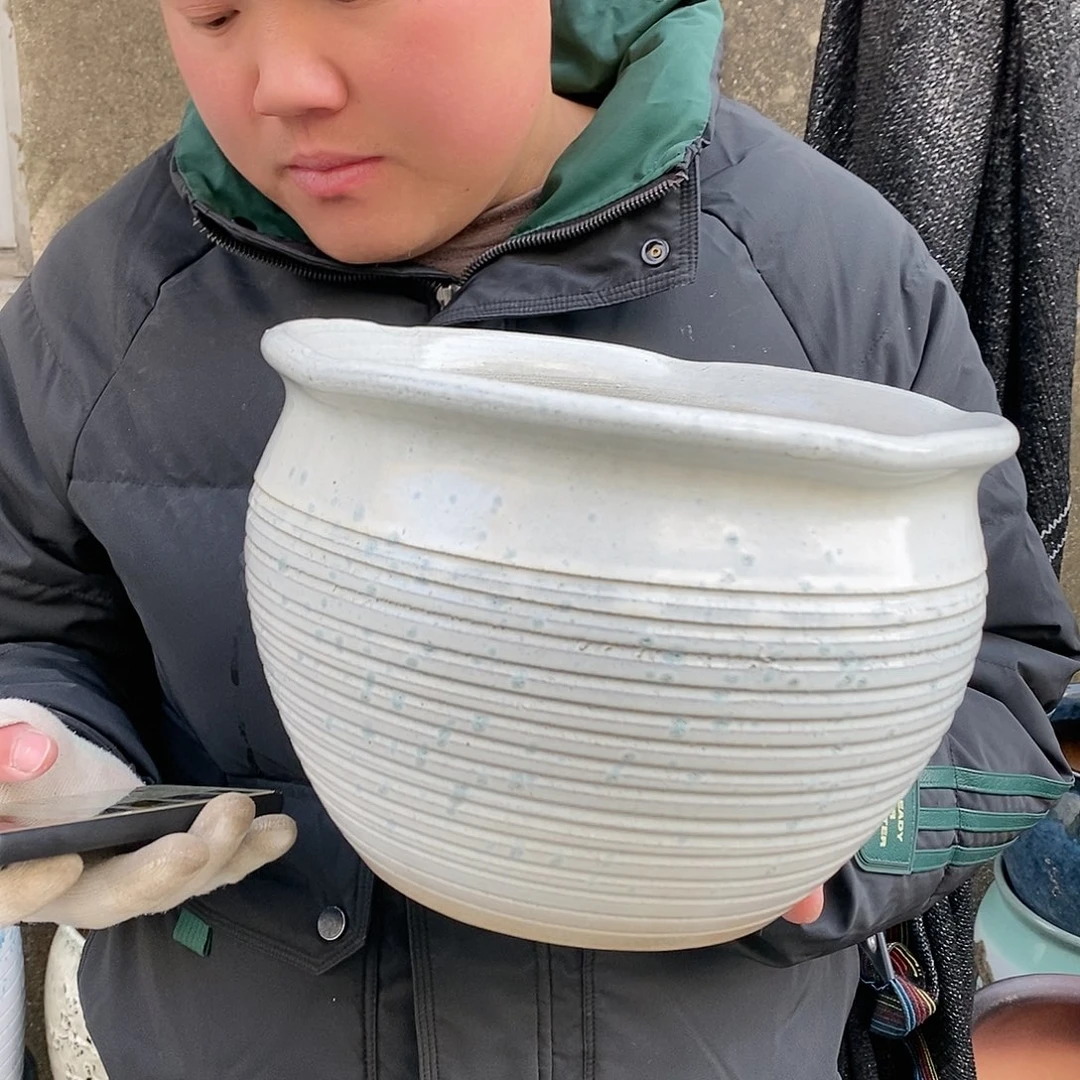 紫砂花盆瑕疵口25高18