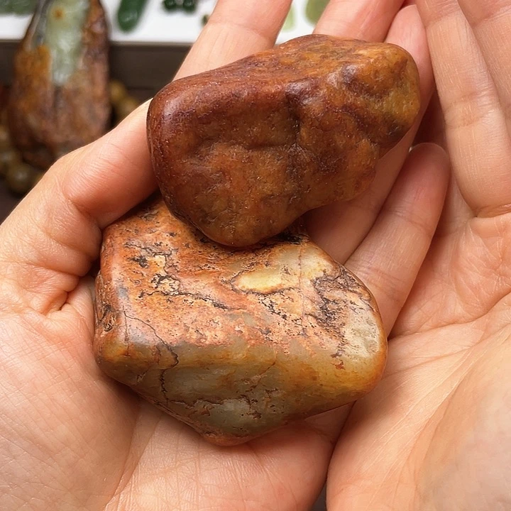 岫岩河磨玉（透闪石质玉）颈饰未镶嵌