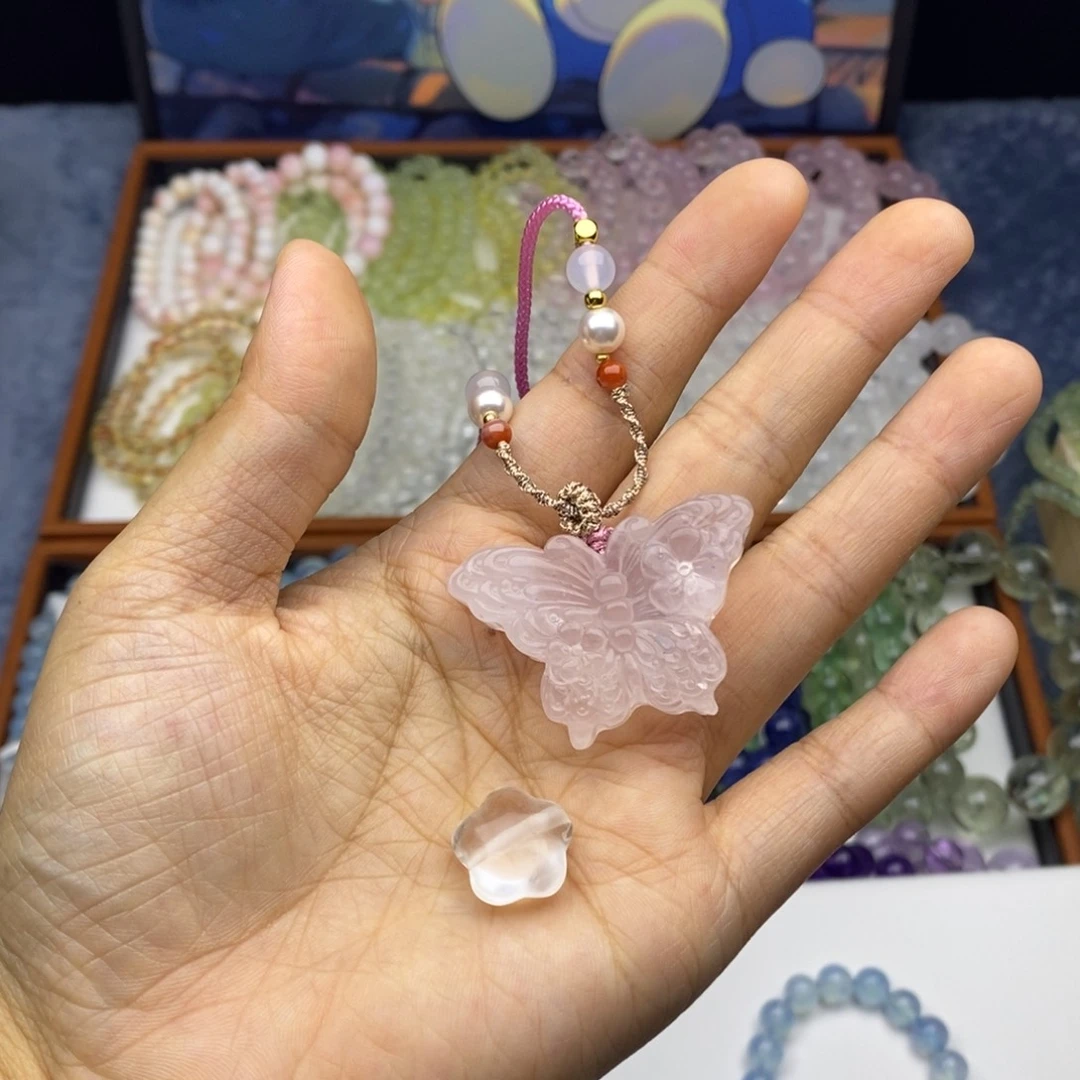 爱****水晶手链未镶嵌蝴蝶吊坠