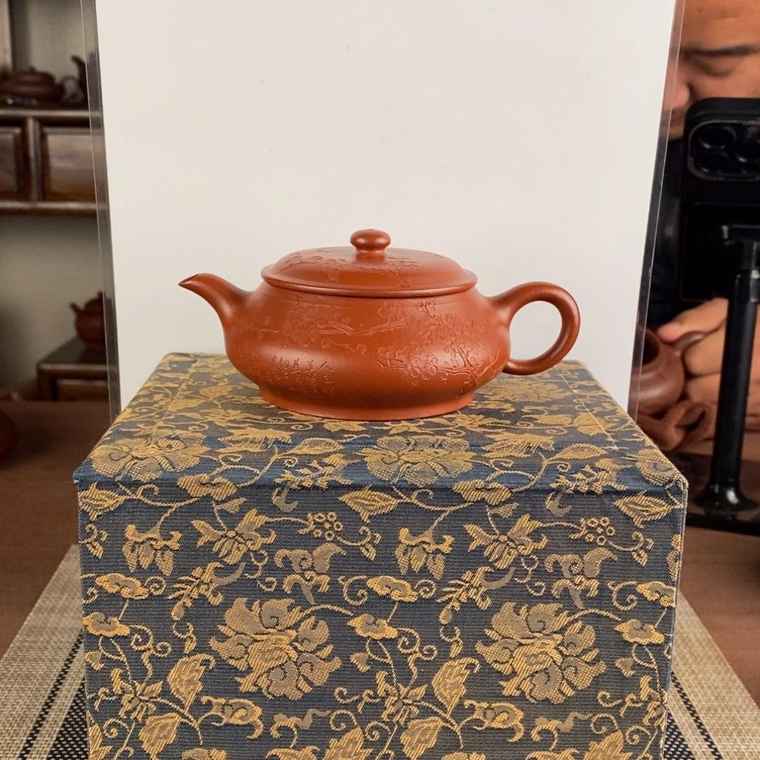 紫砂茶壶明**问宜兴紫砂工艺美术精品