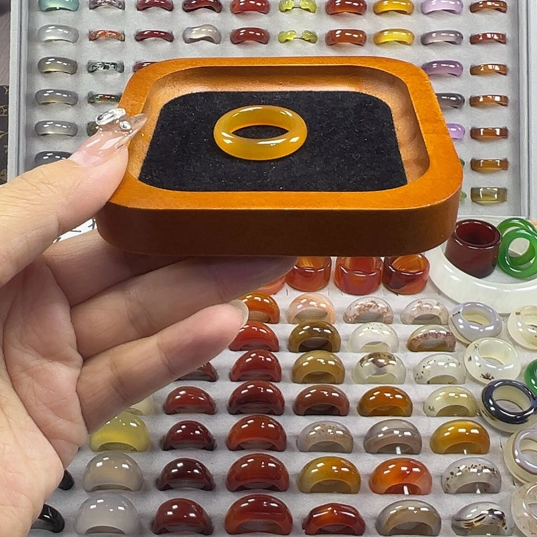 玛瑙/玉髓未镶嵌戒指B2不退换20港23