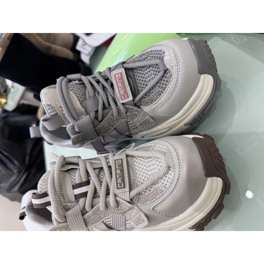 18315 时尚百搭单鞋