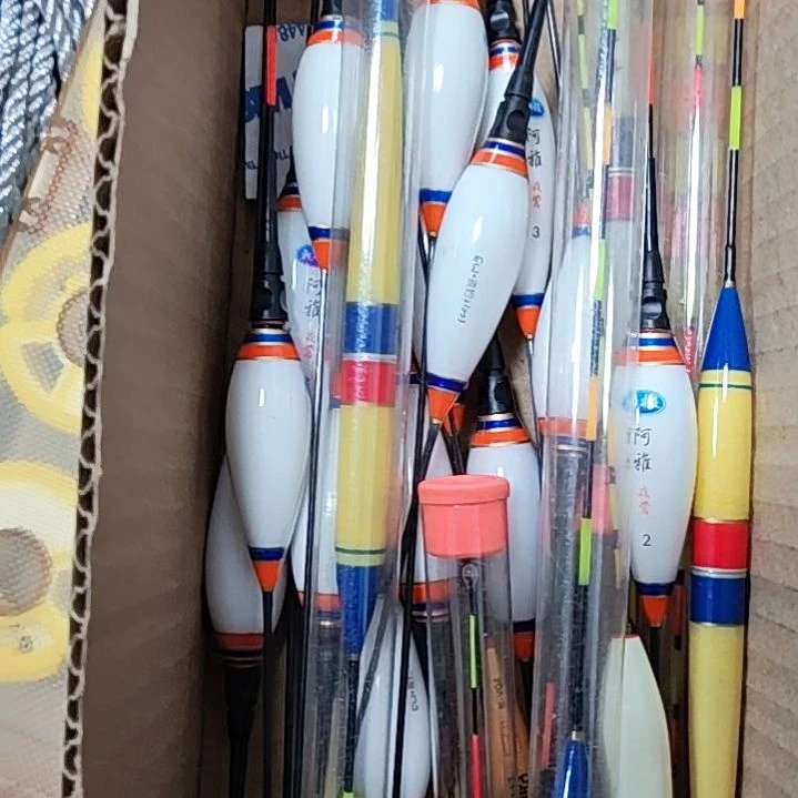 变色电子浮漂随机发4支