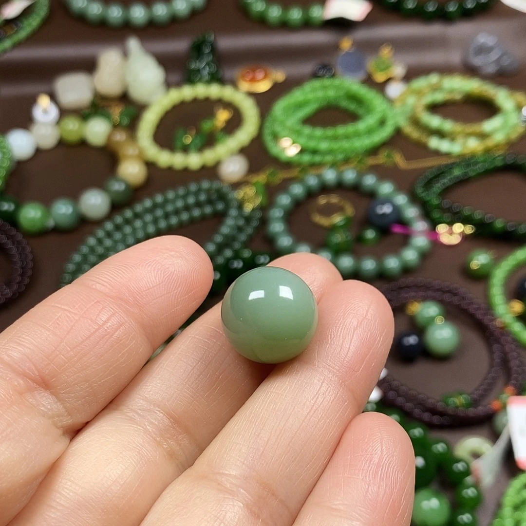 和田玉未镶嵌颈饰15.9mm