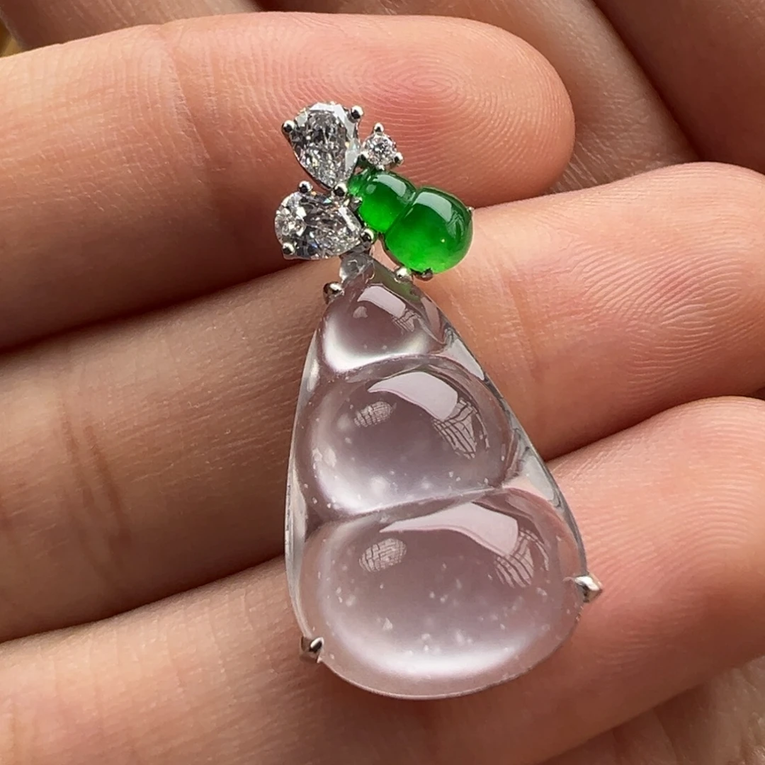 翡翠18K金镶嵌颈饰Y设计师款福豆