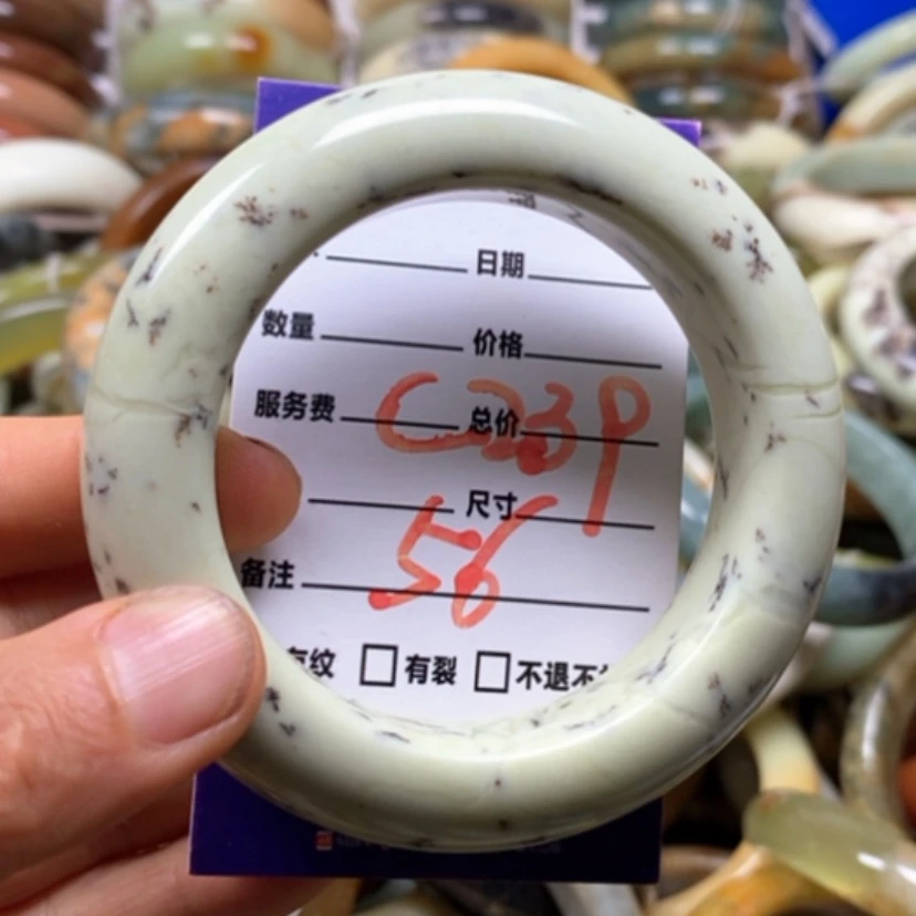 【闪购商品】蛇纹石玉未镶嵌手镯