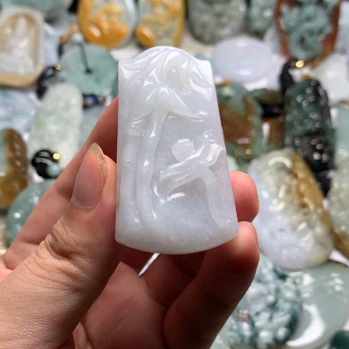 翡翠未镶嵌颈饰竹节86