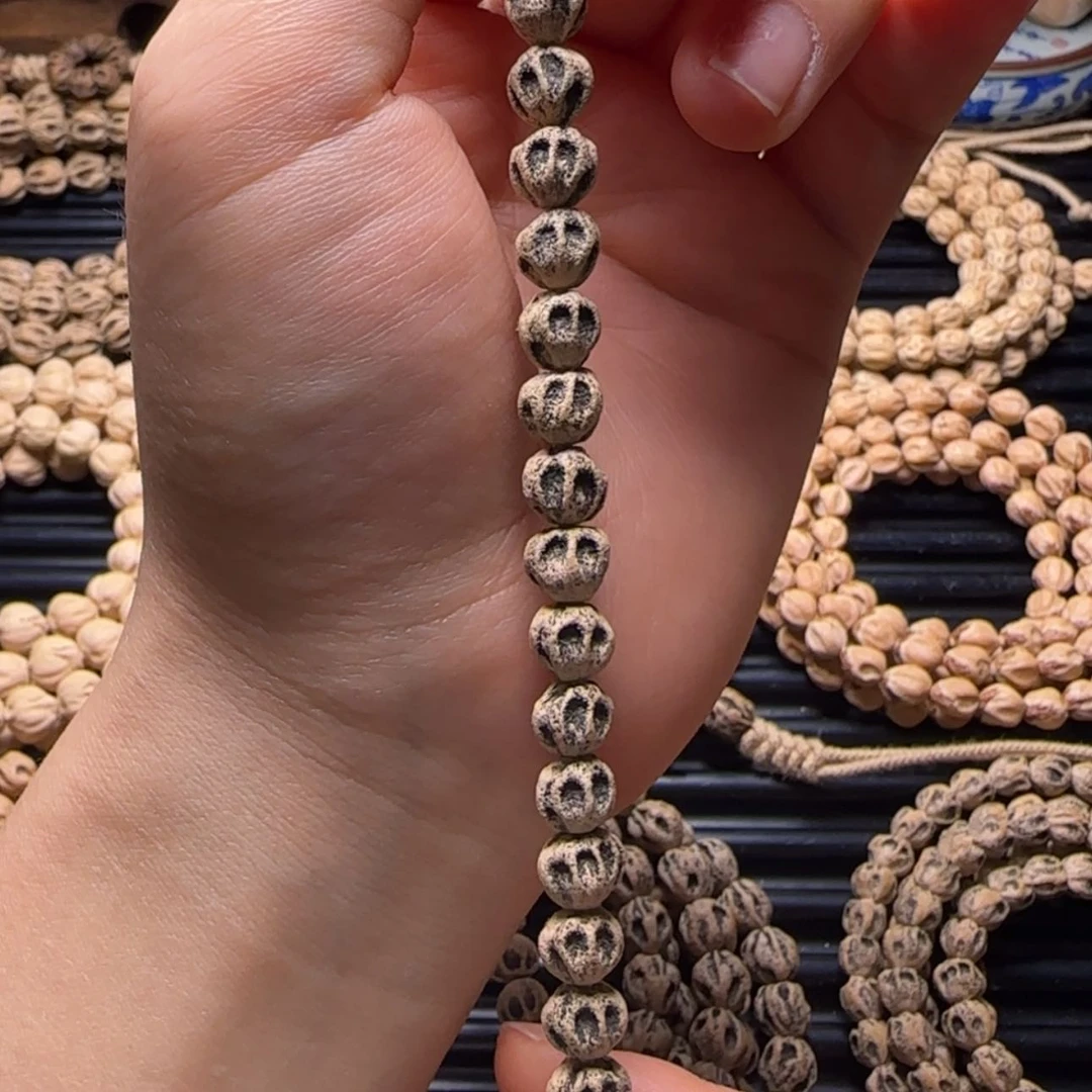 【闪购商品】吊坠柏香籽/百香籽天*