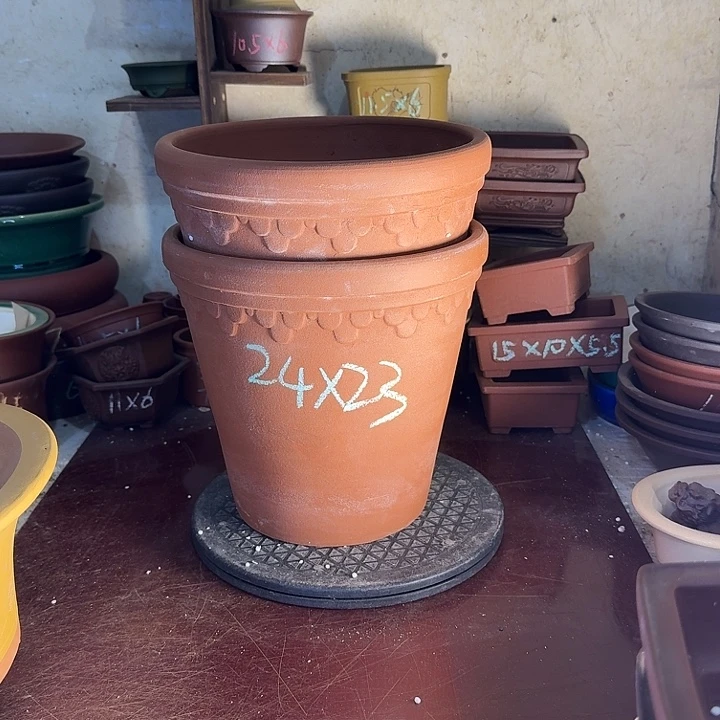 紫砂花盆，手工制作