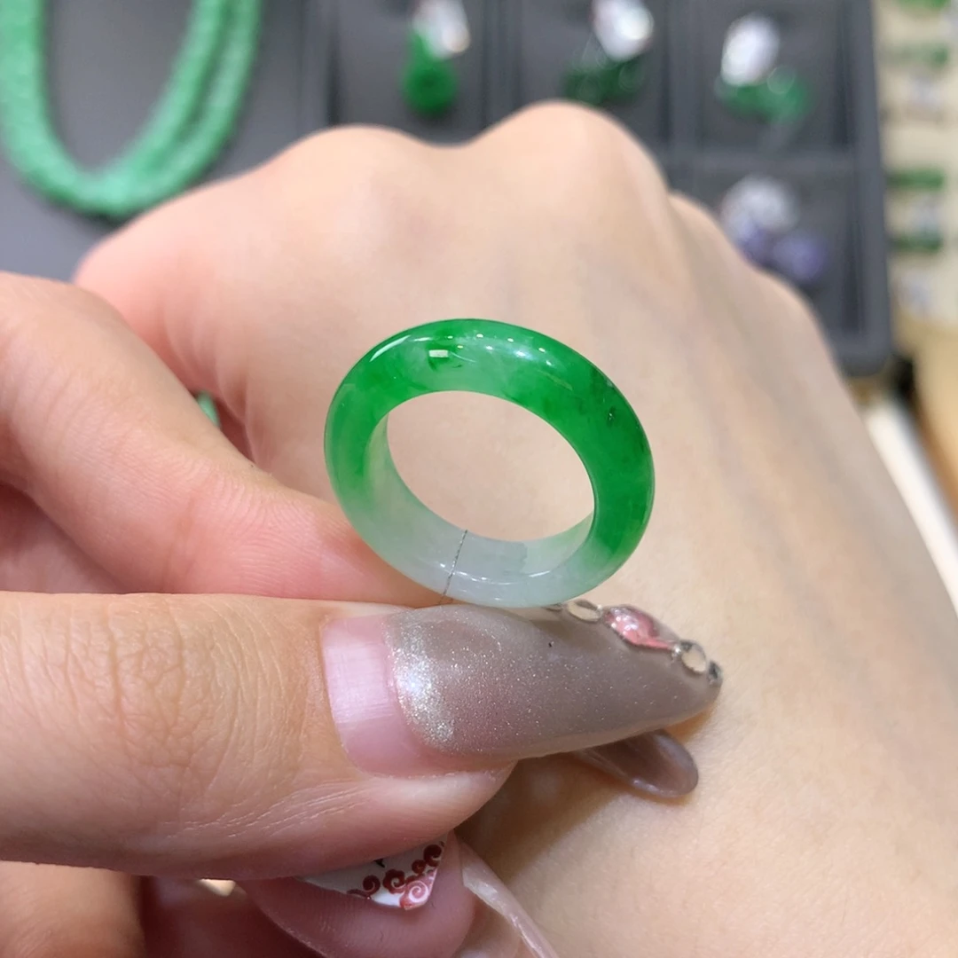 翡翠戒指未镶嵌10阳绿