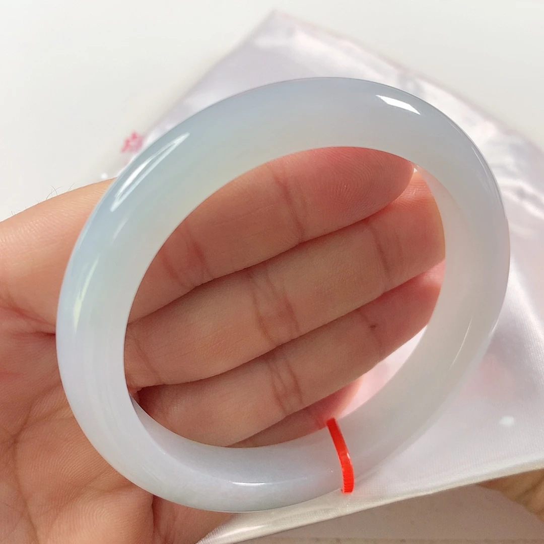 翡翠手镯未镶嵌⑧②