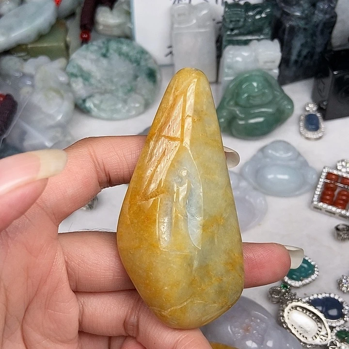 颈饰未镶嵌翡翠翡翠