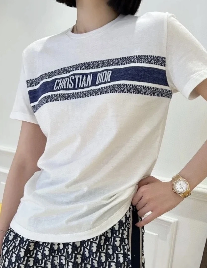 99新 DIOR/迪奥 刺绣字母标语短袖 S码 P00595