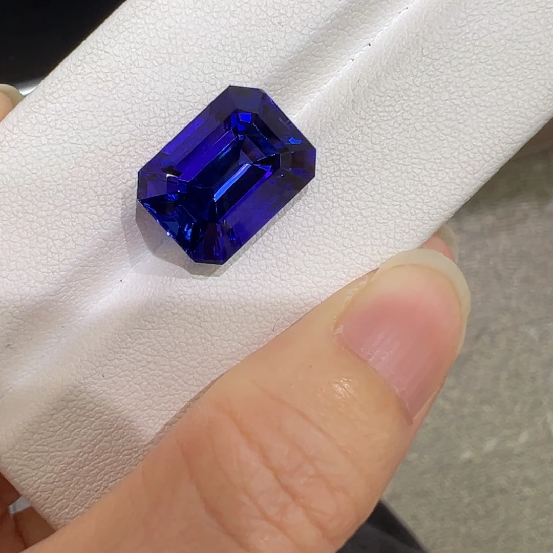 坦桑石未镶嵌珠宝半成品11.68ct5A皇家蓝