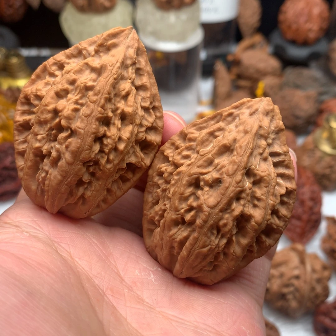 文玩核桃吊坠小武核桃4