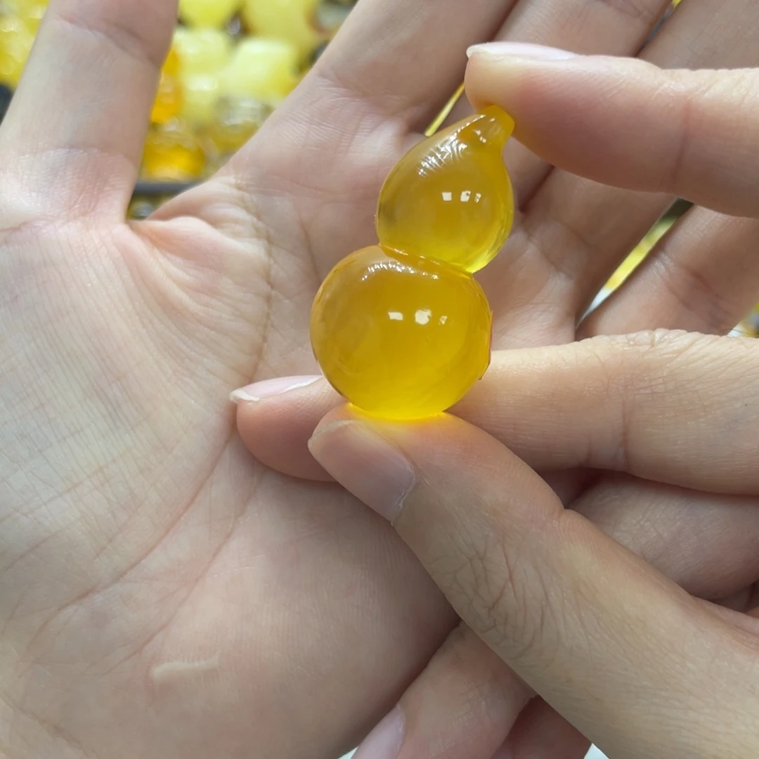 琥珀未镶嵌裸石天然琥珀