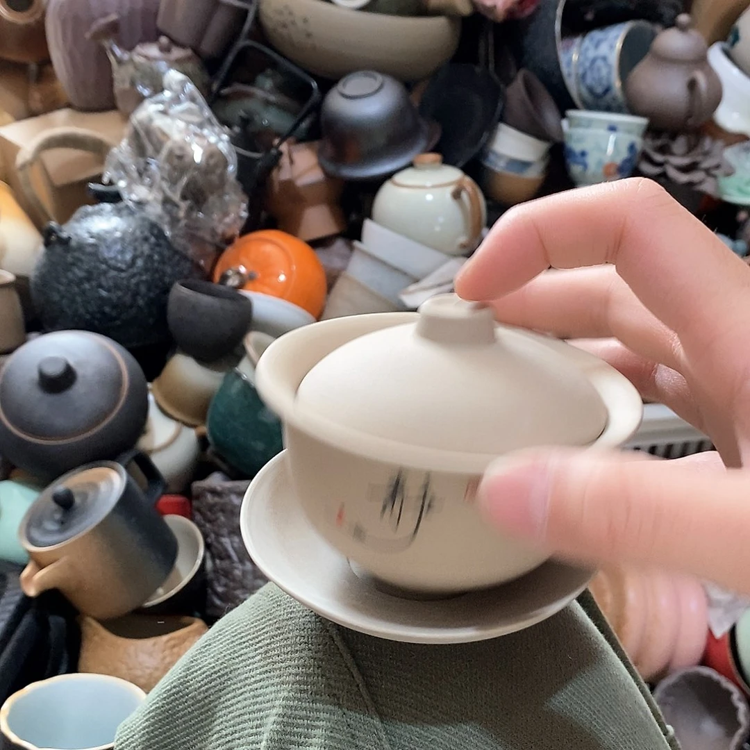 瓷片荷花绽放了我去哪里吃呢