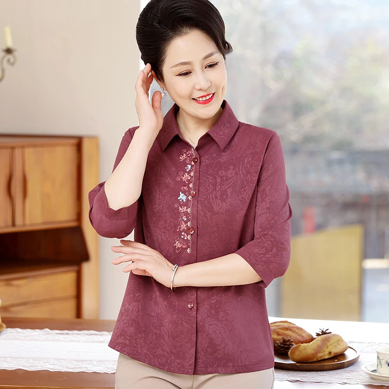 中老年人夏装女七分袖衬衫2025新款妈妈夏季绣花衬衣奶奶翻领衣服