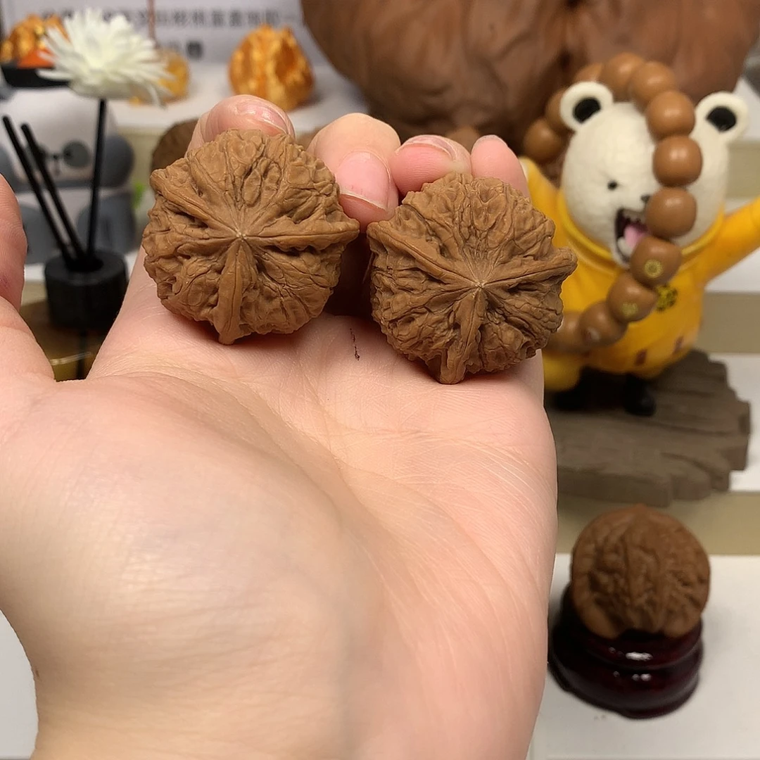 桃核吊坠元宝三棱