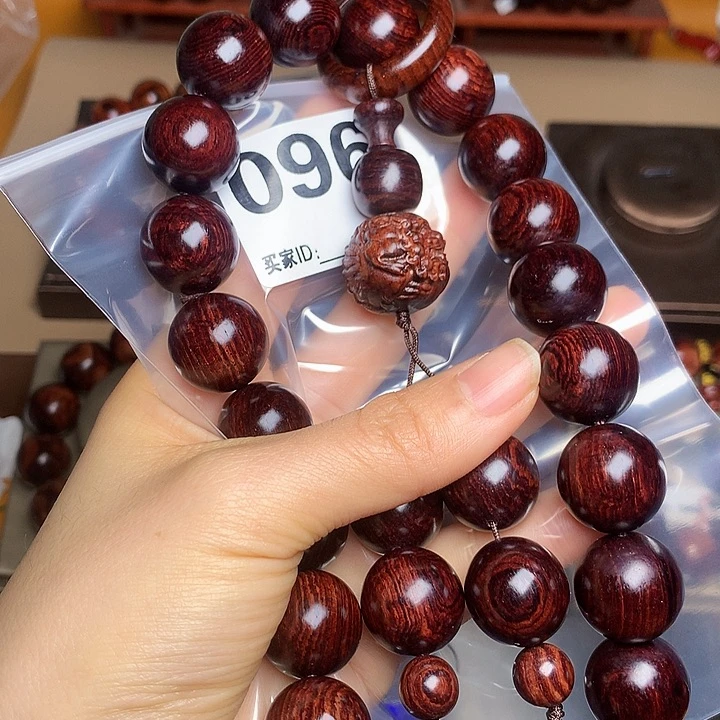 花梨木类手串/手链老挝花梨1.8手持