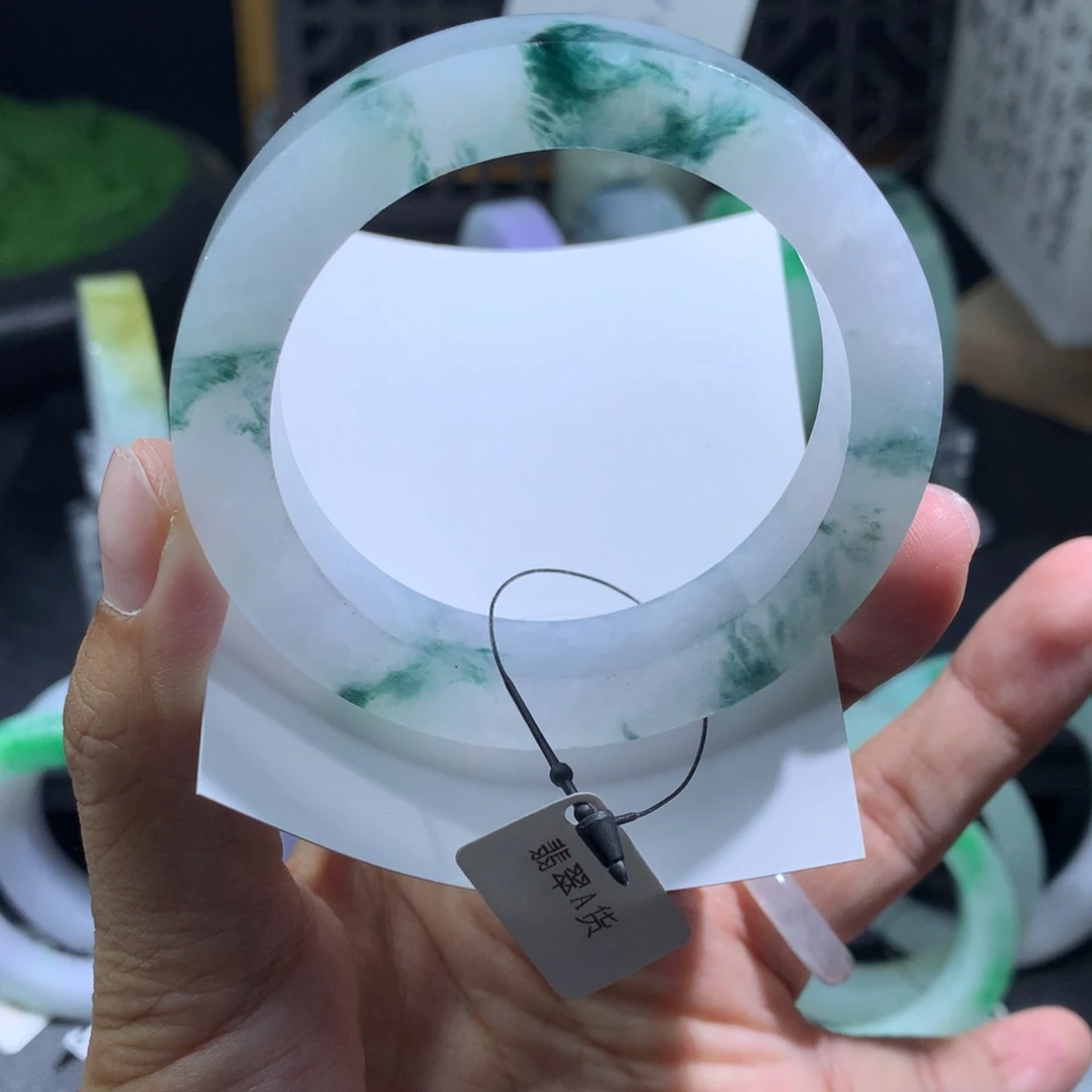 定制翡翠翡翠手镯未镶嵌
