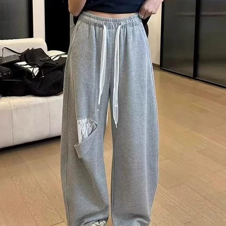 大码300斤设计感蕾丝拼接破洞弯刀休闲卫裤女夏季宽松显瘦香蕉裤