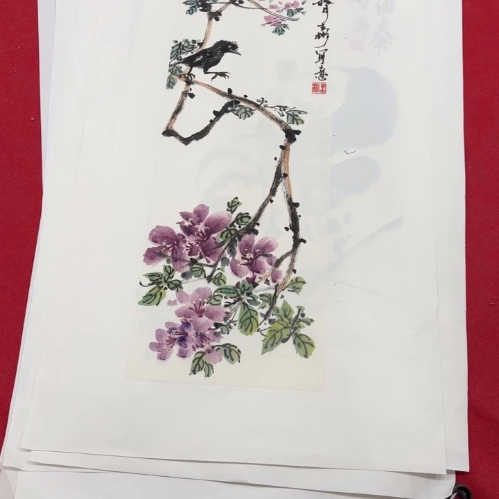 国画花鸟等图案为一体而