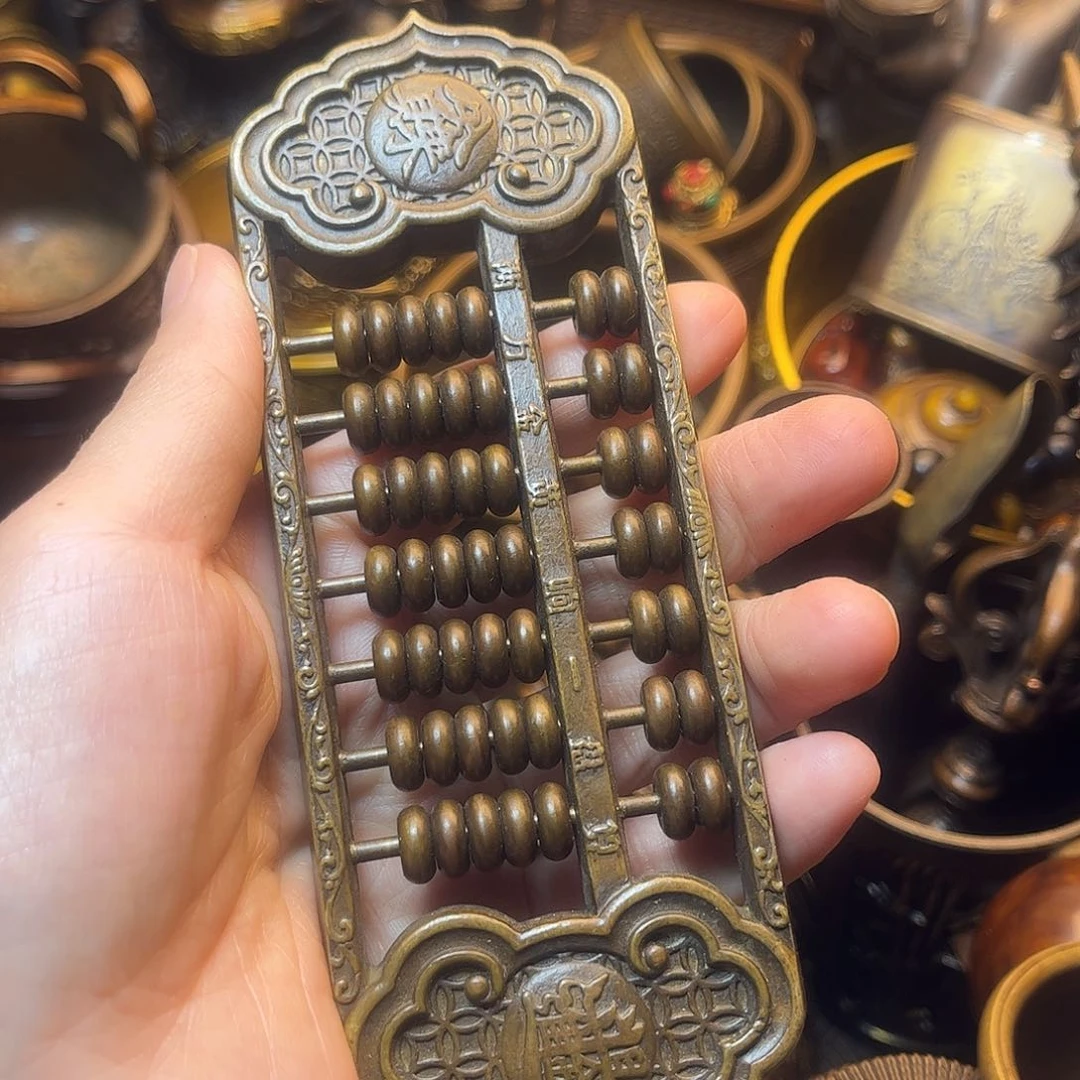 精美铜器工艺品等