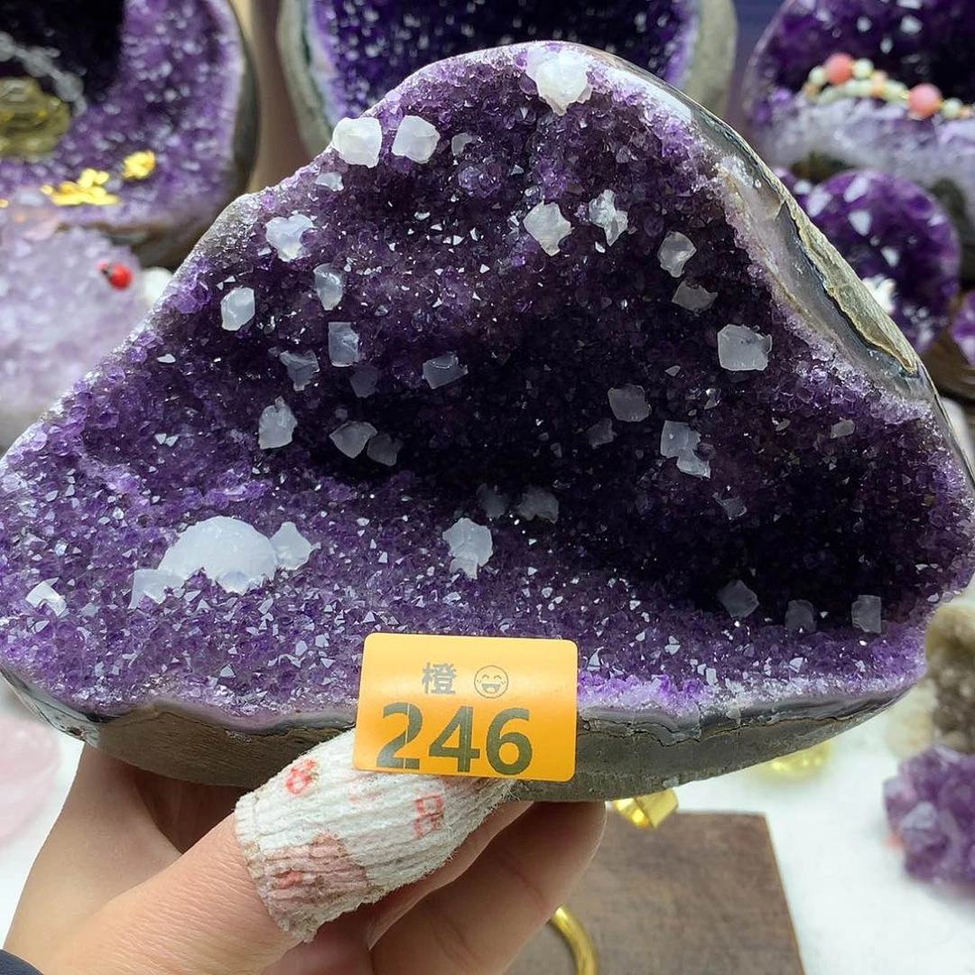 未镶嵌大型摆件（非配饰）水晶