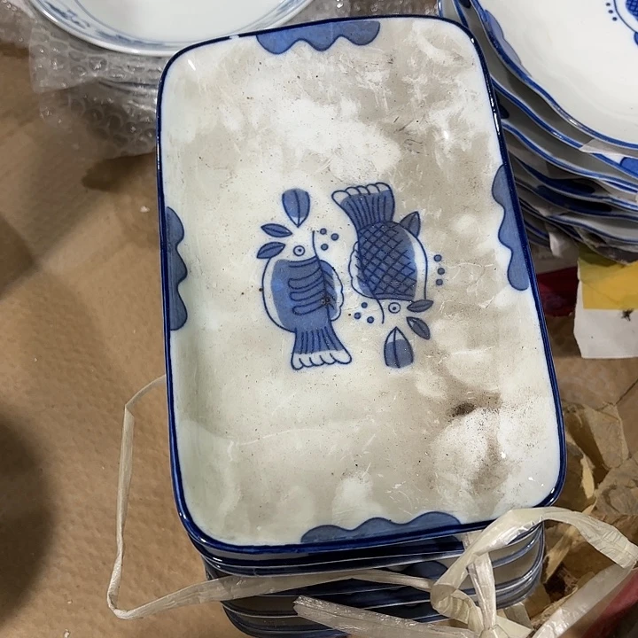 陶11公分长方形，长方形盘子盘子微瑕