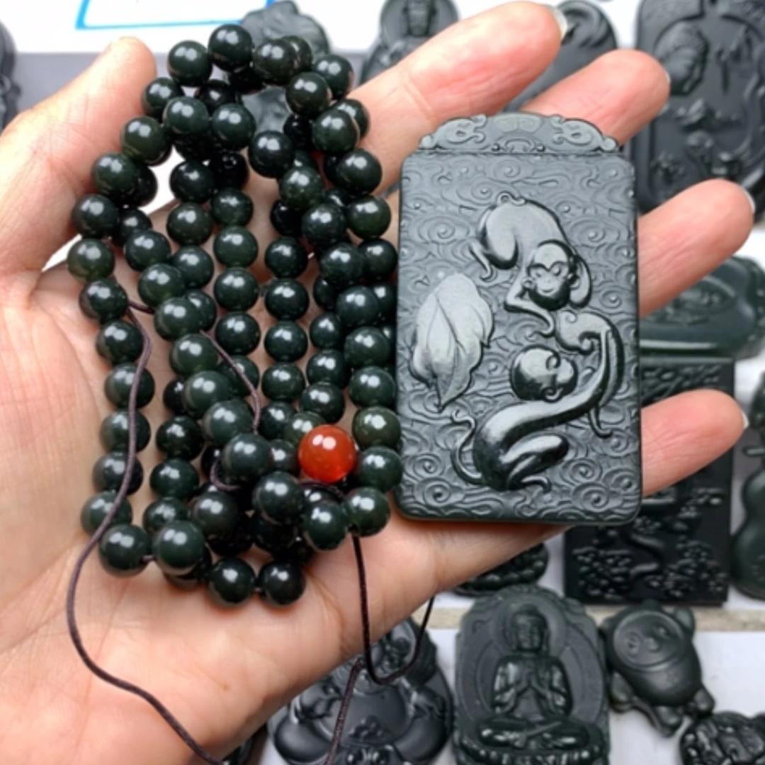 【闪购商品】颈饰未镶嵌和田玉情**价双面雕刻