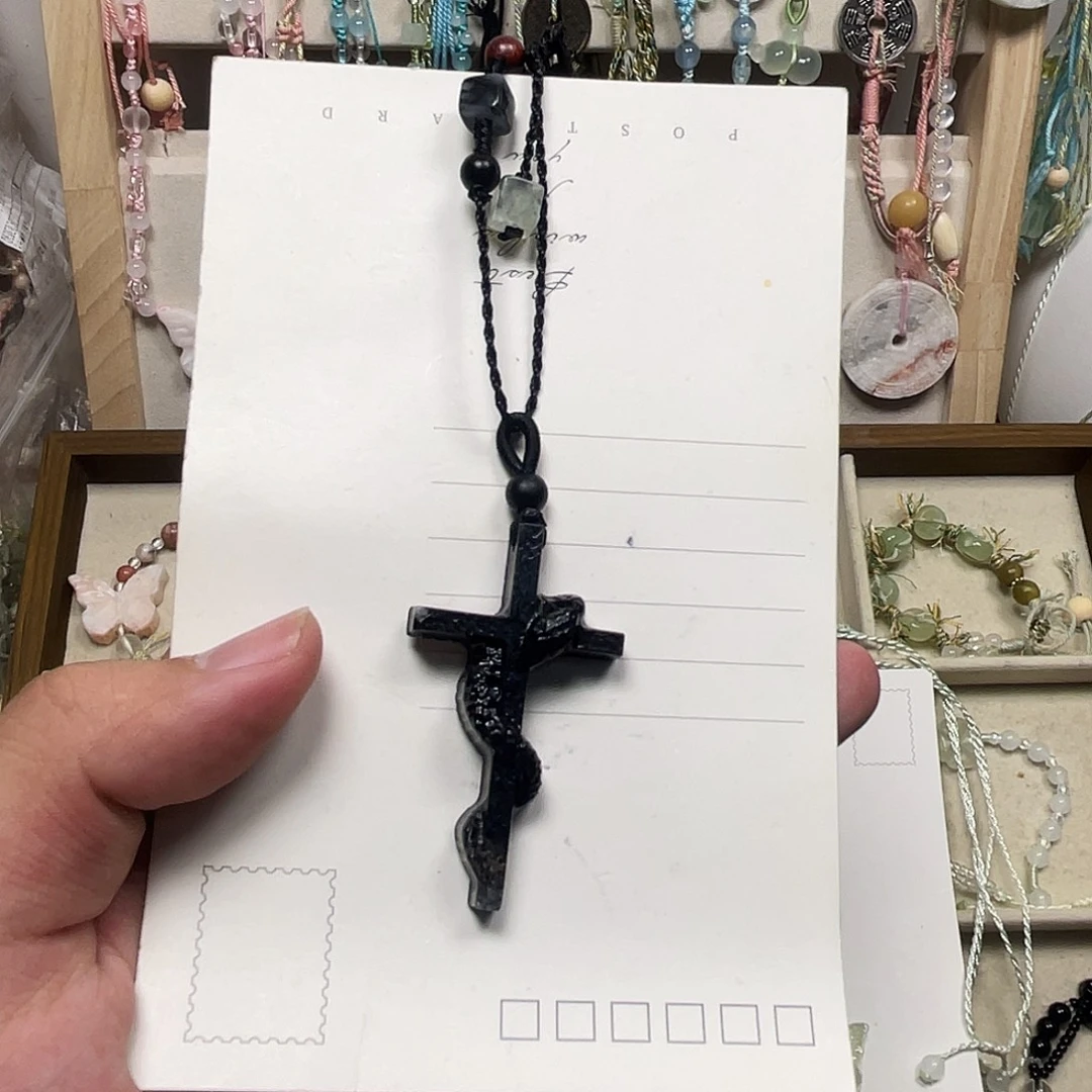 蛇纹石玉合金颈饰