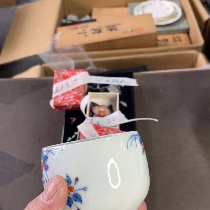 瓷片?***王瓷瓷瓷吧哈哈哈