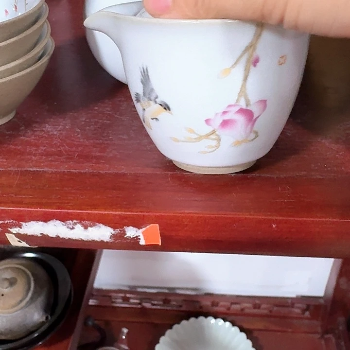 主人杯一个,瓷。。品茗瓷