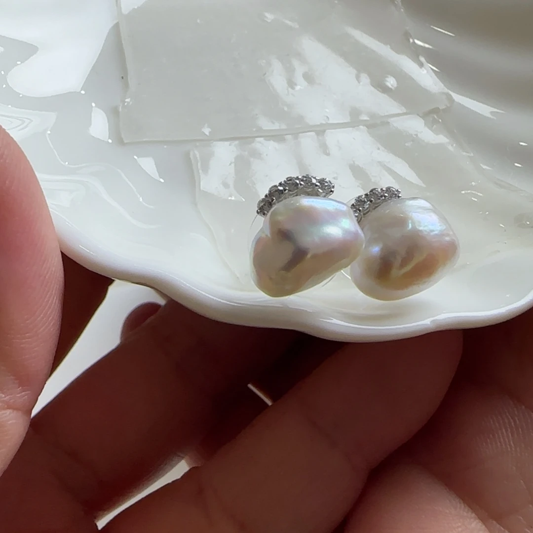 银S925镶嵌淡水珍珠耳饰