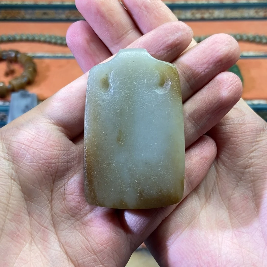 和田玉颈饰未镶嵌昱*粒