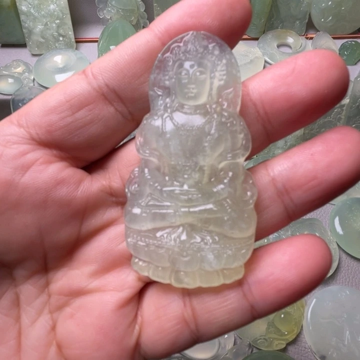 岫玉未镶嵌吊坠(赠链)