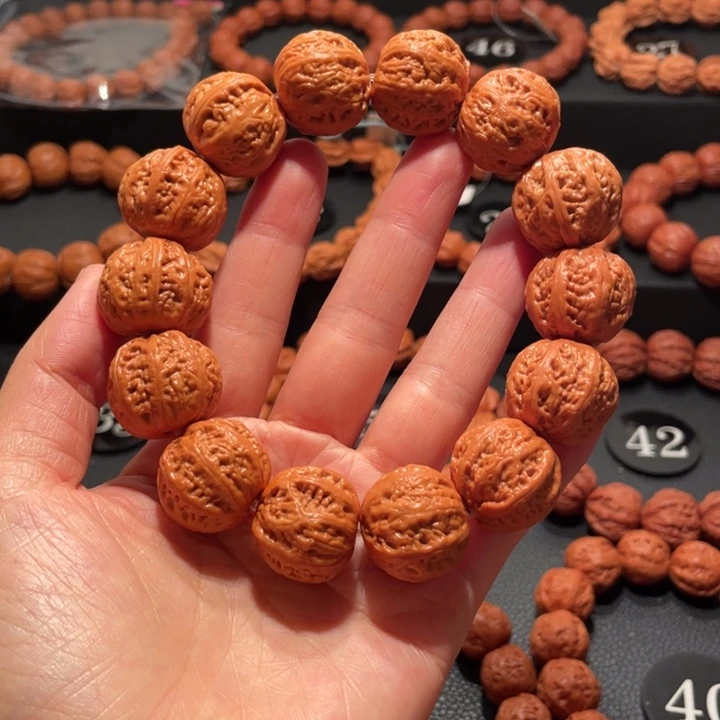 文玩核桃手串矮壮八棱手串2.2