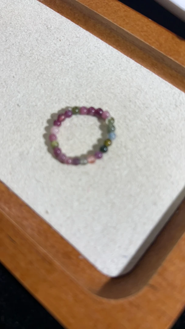 高品碧玺彩虹单颗小戒指