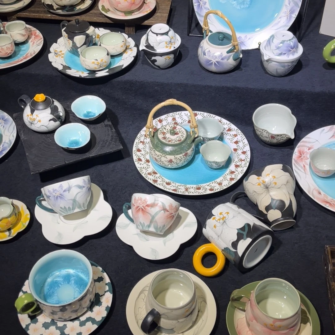 瓷片8806一起逛集市啦