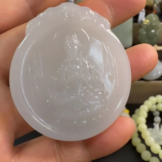 和田玉（糖玉）未镶嵌颈饰