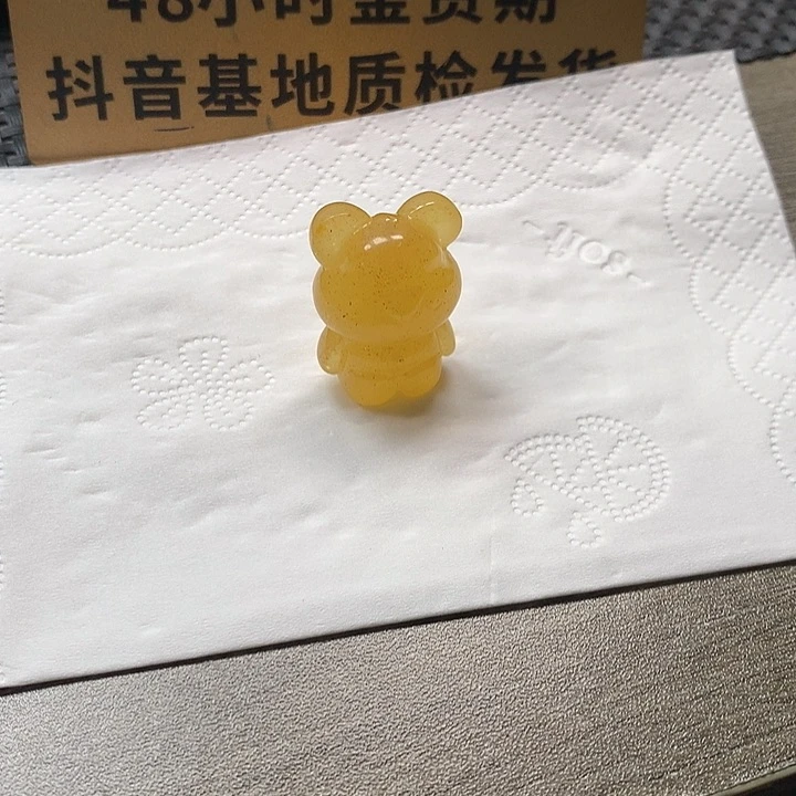 琥珀颈饰未镶嵌苏*水熊