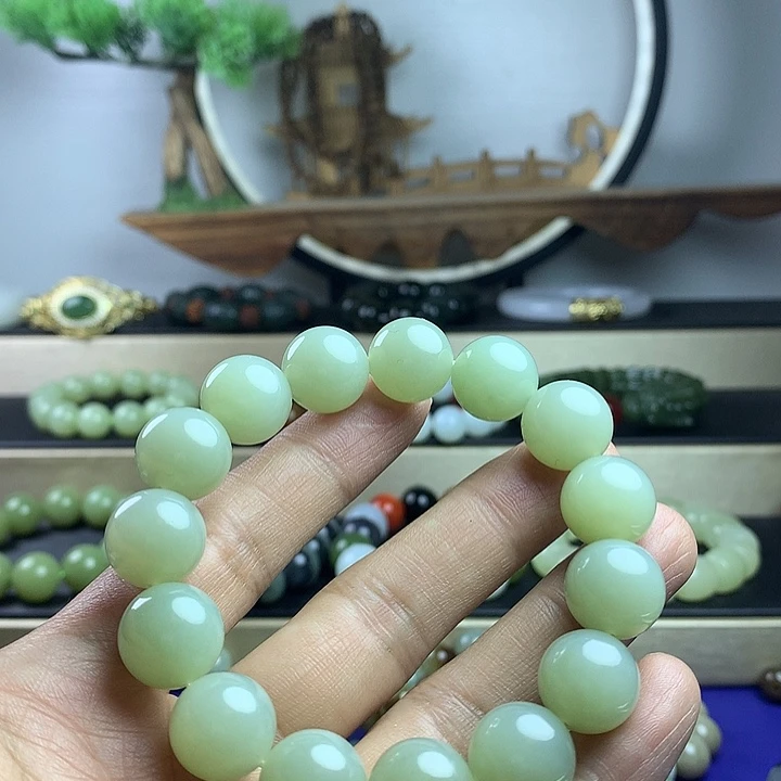 用***7和田玉未镶嵌手串