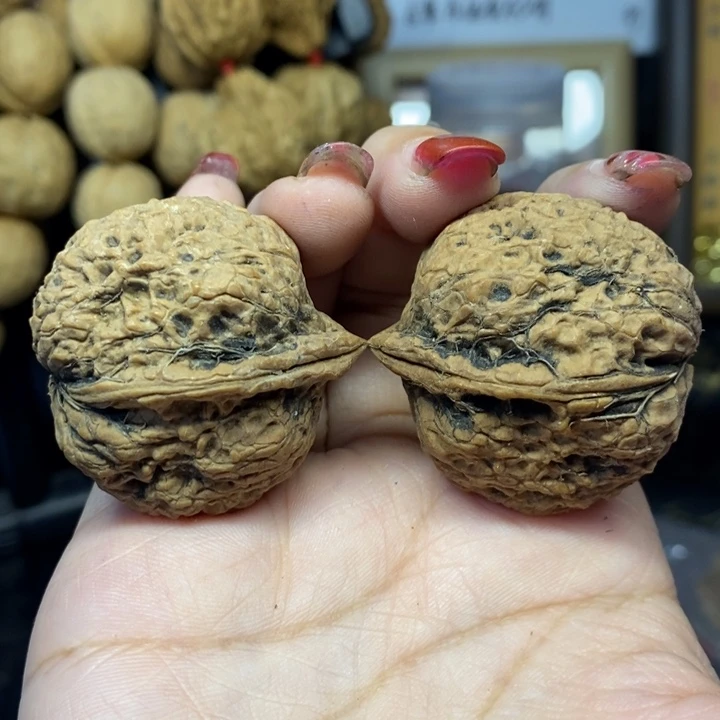 吊坠文玩核桃23金嘴兽