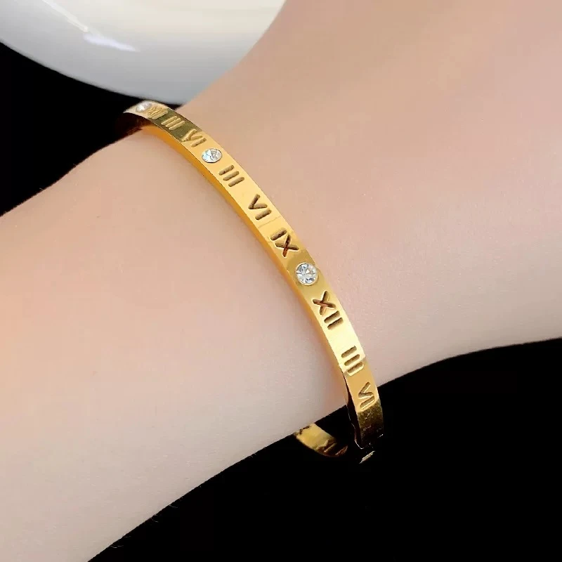 钛钢手镯 轻奢高级感字母手镯A03