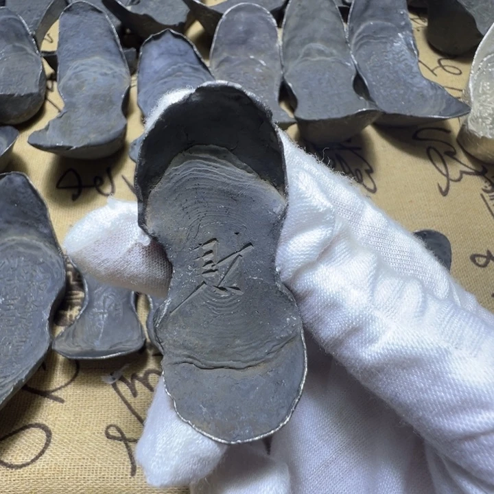 金属工艺品财字银锭一枚