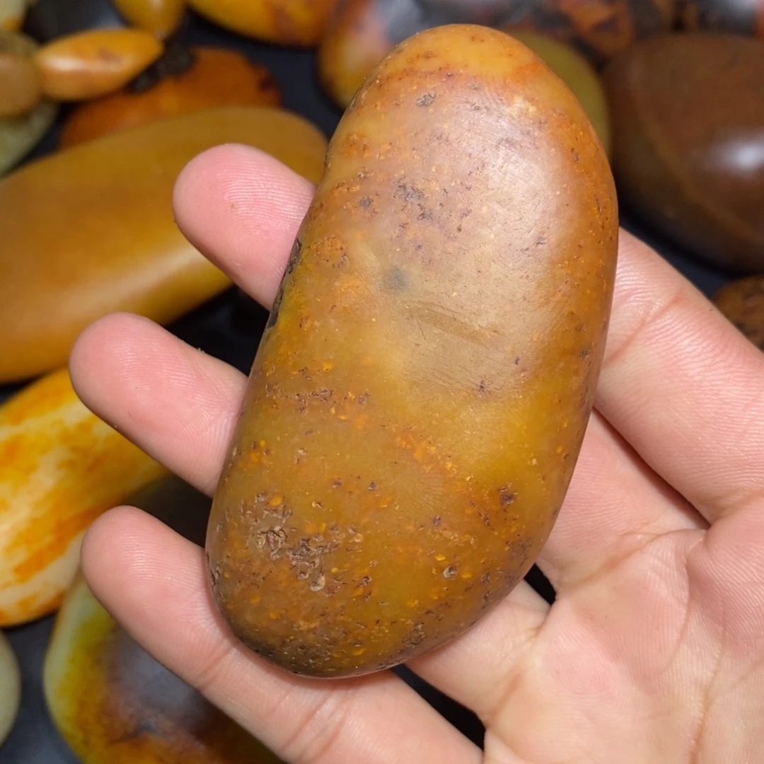 和田玉未镶嵌珠宝奇石