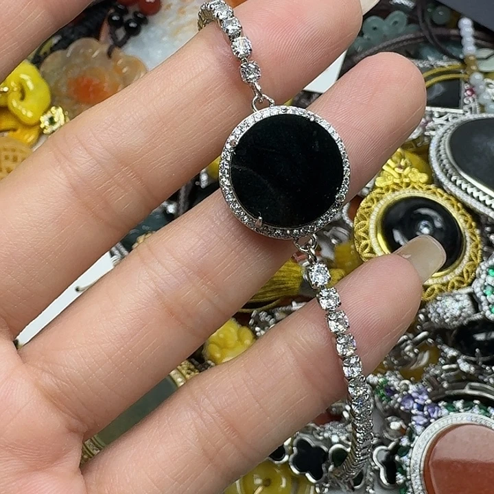 颈饰未镶嵌翡翠翡翠